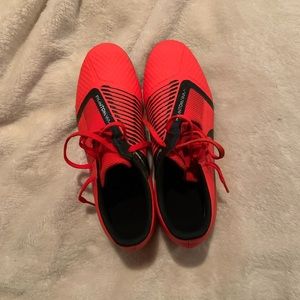 Nike phantom venom elite FG cleats red